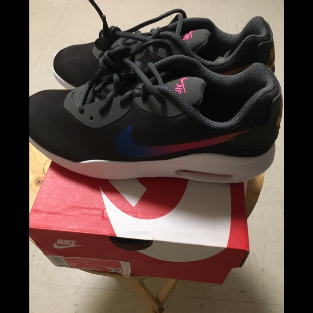 COPY - NIB Women’s Nike Air Max Oketo Dark Gray Multi color Sz 8